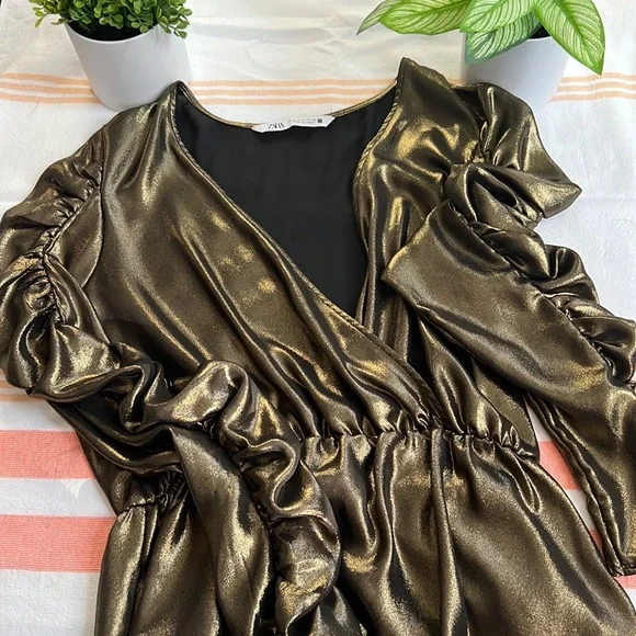 Zara V-neck blouse - Picture 1 of 3